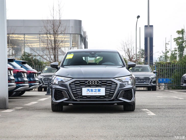 Audi A3 2023 SPORTBACK Fashion