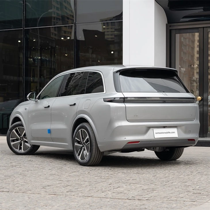 Lixiang L8 Ultra Large Space Luxury SUV 